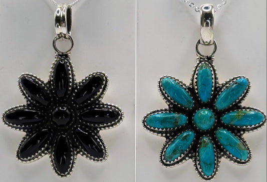 Necklace, Flower in Black Onyx & .925 Sterling Silver