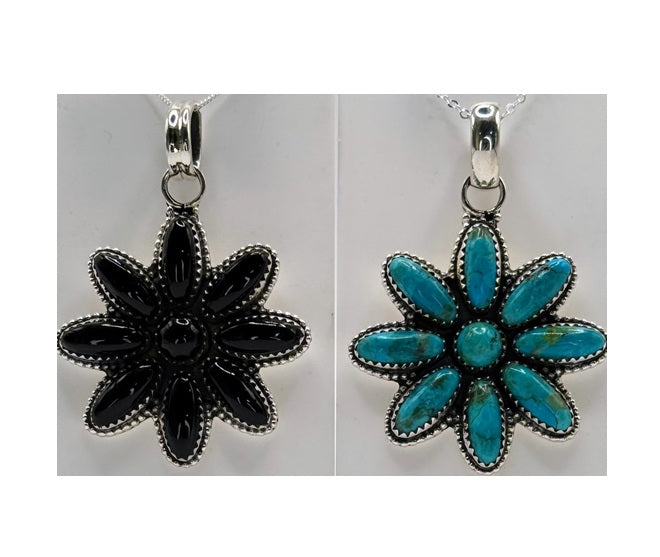 Necklace, Flower in Black Onyx & .925 Sterling Silver