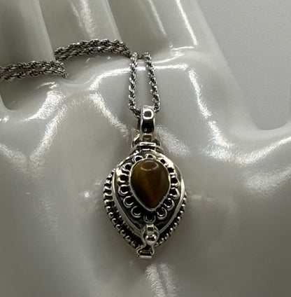 Necklace, Prayer Box / Poison Box Natural Stone Pendant in .925 SS